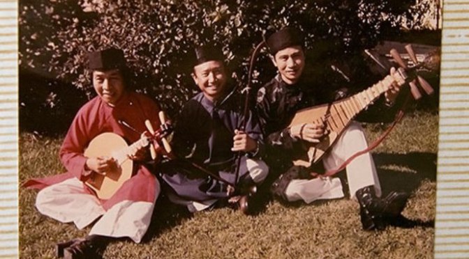 Tân Nhạc Việt Nam – Nhạc Trào Phúng AVT