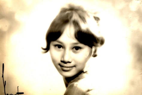 Ca sĩ Lê Uyên thời trẻ.