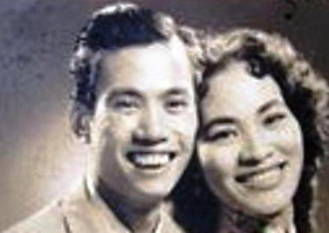 Nhạc sĩ Phạm Đình Chương và ca sĩ Khánh Ngọc.