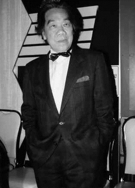 Ca nhạc sĩ Trần Văn Trạch.