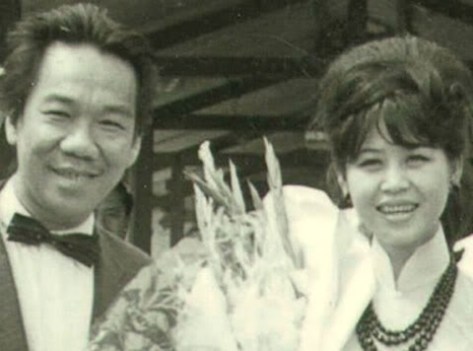 Nghệ sĩ Trần Văn Trạch và chị dâu ca sĩ Bạch Yến.