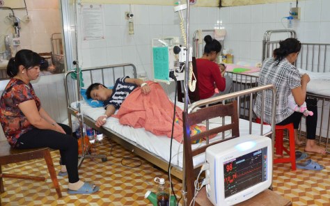 Nỗi lo buồn trong khi chờ có thuốc điều trị