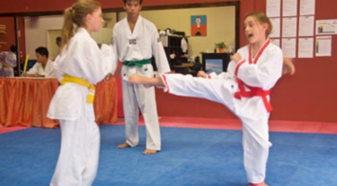 Làm thầy để học