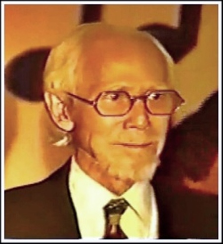 NS Thẩm Oánh sinh hoạt với nhóm Văn Nghệ Nhà Nam - Noel 1992.