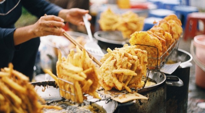 Có nên bán chuối chiên lại hay không?