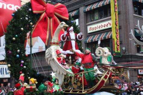 Macy's Thanksgiving Parade. Ông già Noel.