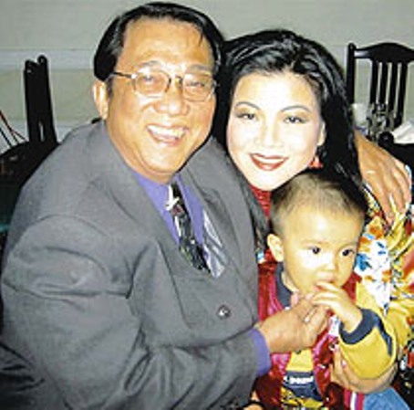 NS Trần Thiện Thanh, Mỹ Lan và con trai của hai người Trần Thiện Anh Chí.