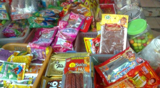 Thèm ăn bánh kẹo