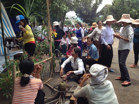 Sinh hoạt các mẹ (3)