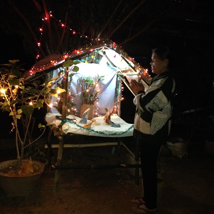 Hang đá gia đình bố mẹ Phong (1)