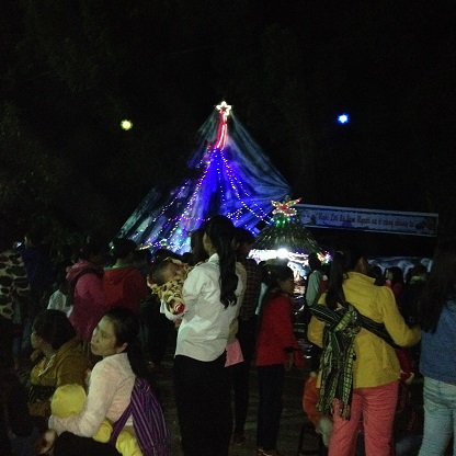 Hang đá Giáo xứ_Buôn Hằng (4)