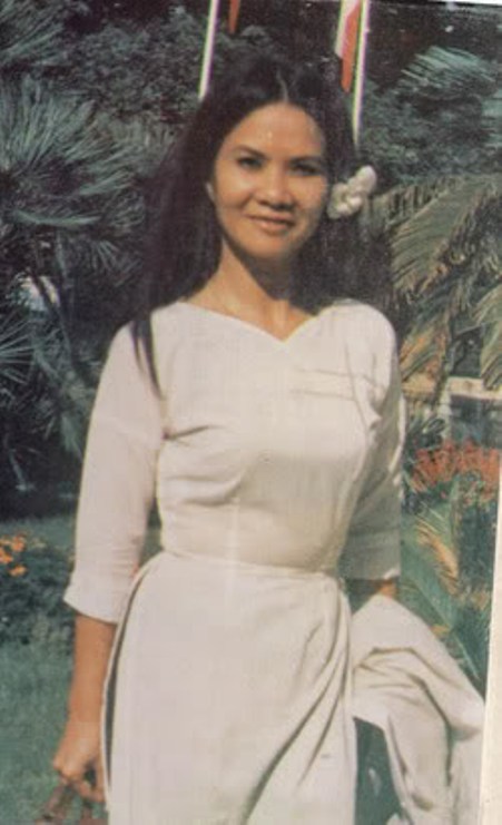 Nhà văn/Thi sĩ Minh Đức Hoài Trinh thập niên 60.