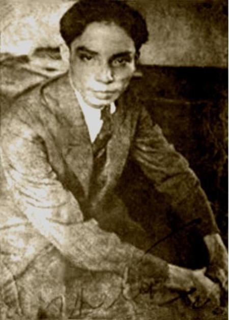 Thi sĩ Thế Lữ thời trẻ.