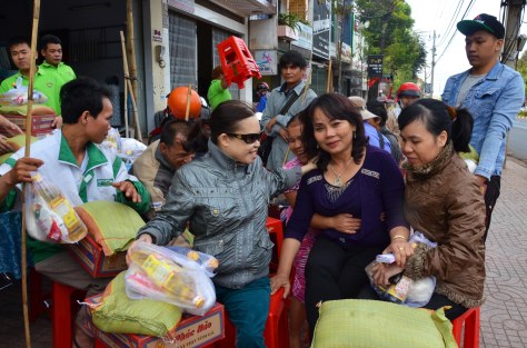 Gần gũi chan hòa