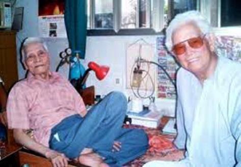 Thi sĩ Hoàng Cầm và Nhạc sĩ Phạm Duy.