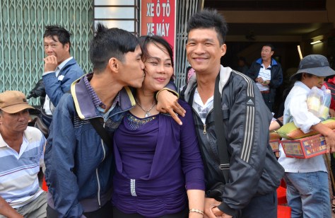 Tình cảm chân thành của người khuyết tật giành cho bà Hồng