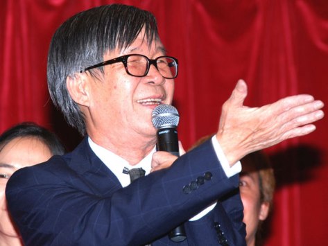 Thi sĩ Trần Dạ Từ.