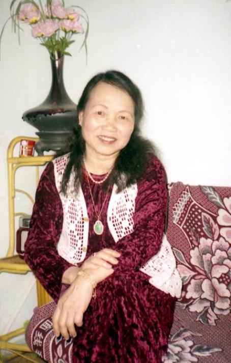 Nhà thơ Đoàn Thị Tảo.