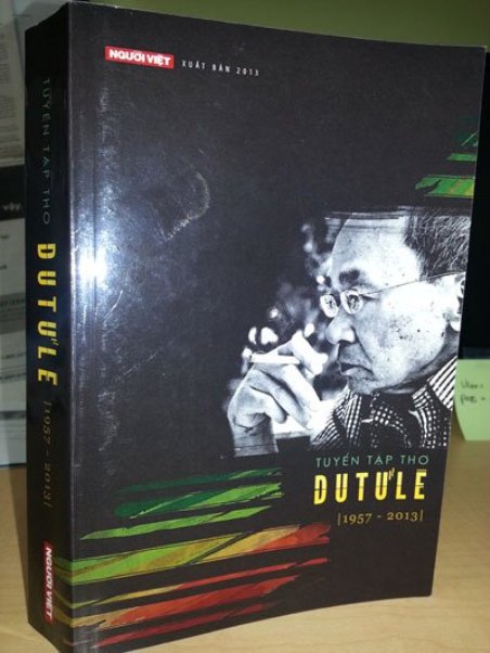Bìa "Tuyển Tập Thơ Du Tử Lê (1957-2013)" (Hình: Ngọc Lan/Người Việt)