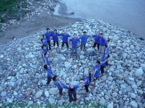 Bài hát "Mùa hè xanh" của Vũ Hoàng gắn liền với phong trào sinh viên tình nguyện. 