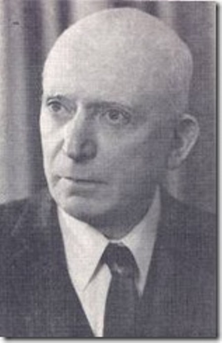 Nhà soạn kịch Aaron Zeitlin.