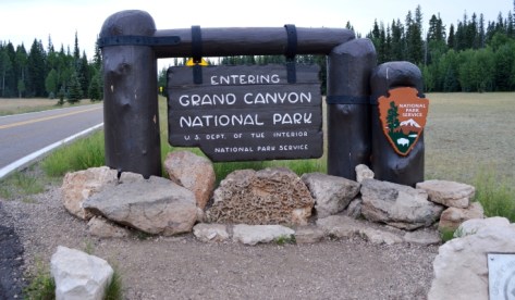Cổng vào Công Viên Quốc Gia Grand Canyon National Park.