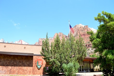 Khu vực Trung Tâm Phục Vụ Du Khách.