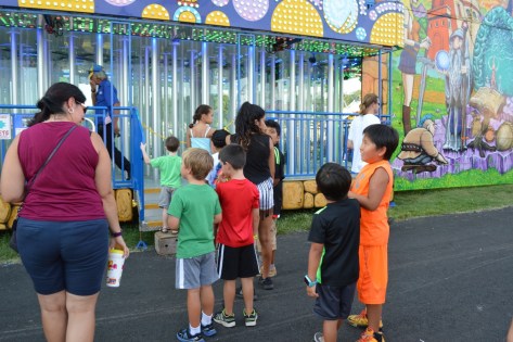 Sắp hàng vào Magic Maze.