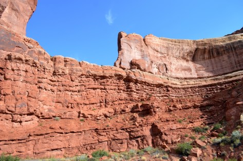 Đường lên Park Avenue thành quách bốn bề.