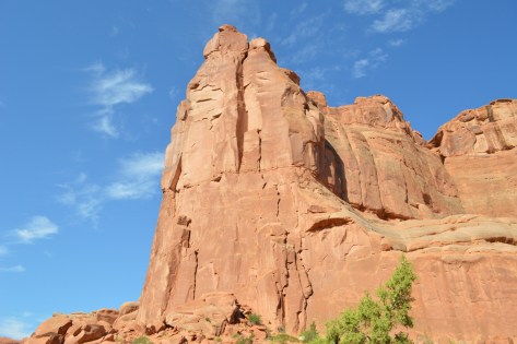 Phần đầu bên trái Park Avenue.