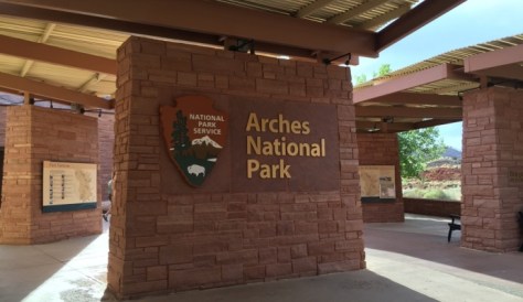 Trung Tâm Phục Vụ Du Khách. (Visitor Center)