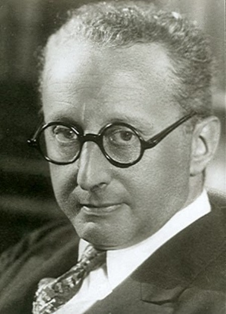 Nhạc sĩ Jerome Kern năm 1930.