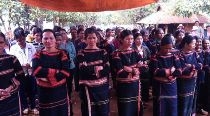 Cầu nguyện cho gia đình anh em