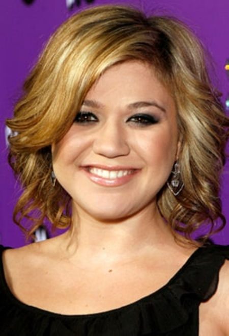 Ca sĩ Kelly Clarkson.