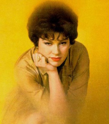Ca sĩ Patsy Cline (1932-1963).