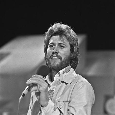 Ca nhạc sĩ Barry Gibb năm 1973.