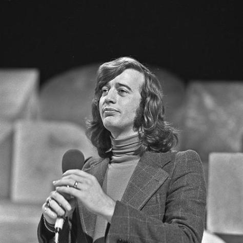 Ca nhạc sĩ Robin Gibb năm 1973.