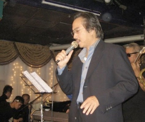 Ca nhạc sĩ Lê Toàn.