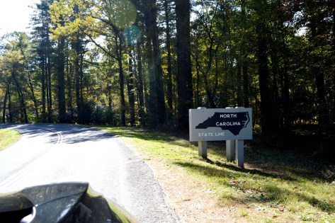 Đã đến ranh giới hai tiểu bang North Carolina (NC) và Virginia (VA).