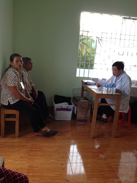 14. Bác sĩ kê đơn thuốc