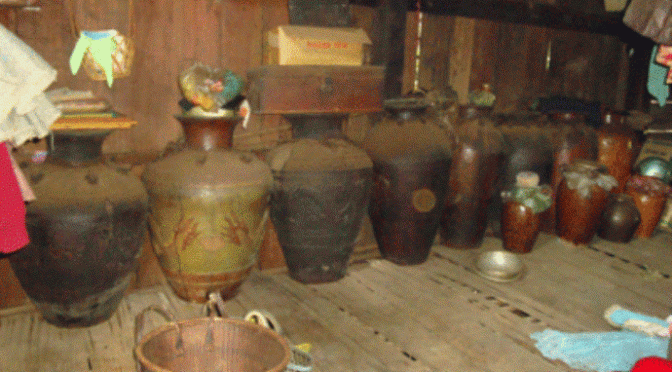 Giữ hiếu với tổ tiên