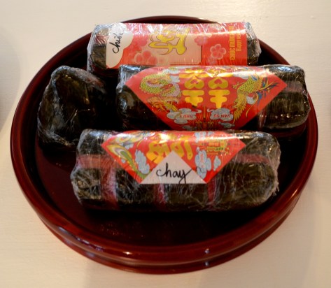 Bánh Tét mặn, Bánh Tét chay, Bánh Tét chuối, và Bánh Ú.