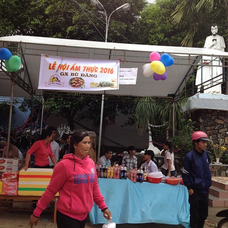 15_Quầy bán nước ngọt của Giáo Lý Viên _ Bù Đăng