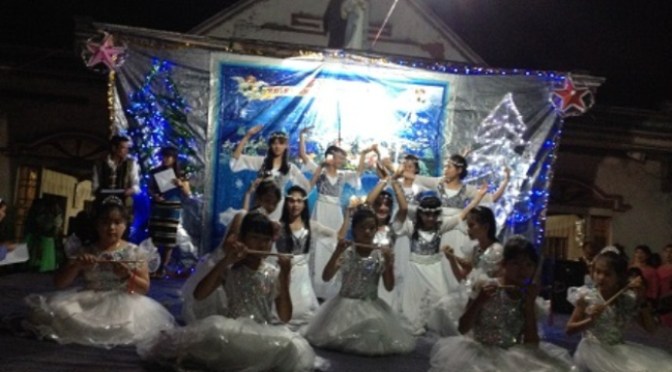 Ảnh sinh hoạt hằng ngày – Jan 4, 2016 – Buổi Canh thức Giáng sinh 2016