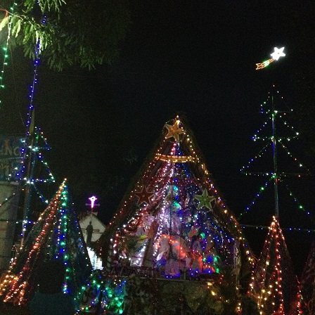 5_Hang đá phía ngoài nhà thờ sóc Sơn Lang