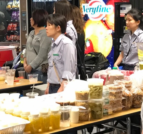 Gian hàng của Hướng Đạo Sinh VN.