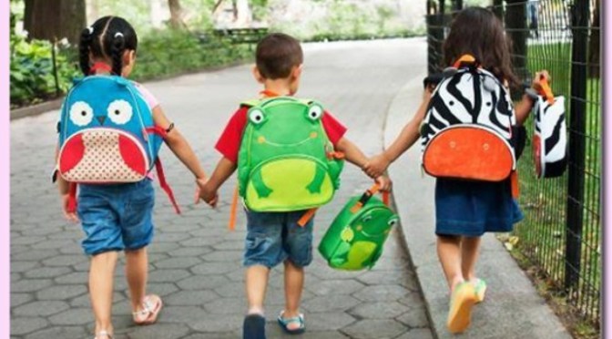 Trẻ con và “vấn đề người lớn”