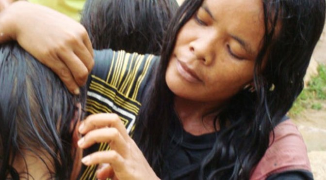 Bố mẹ hy sinh cho con