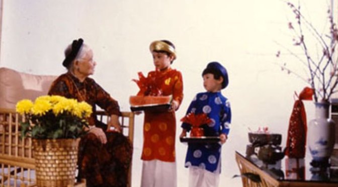 Chúc bà có tinh thần minh mẫn