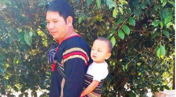 Lo không có tiền